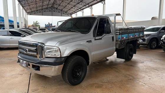 FORD F-350 3.9 TURBO INTERCOOLER DIESEL 2P MANUAL FORD F-350 3.9 TURBO INTERCOOLER DIESEL 2P MANUAL